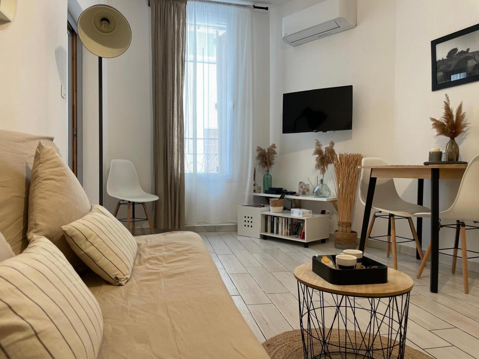 Joli Appartement Hypercentre T2, Classe Meuble De Tourisme 3 Avec Parking Gratuit Μπεζιέ Εξωτερικό φωτογραφία