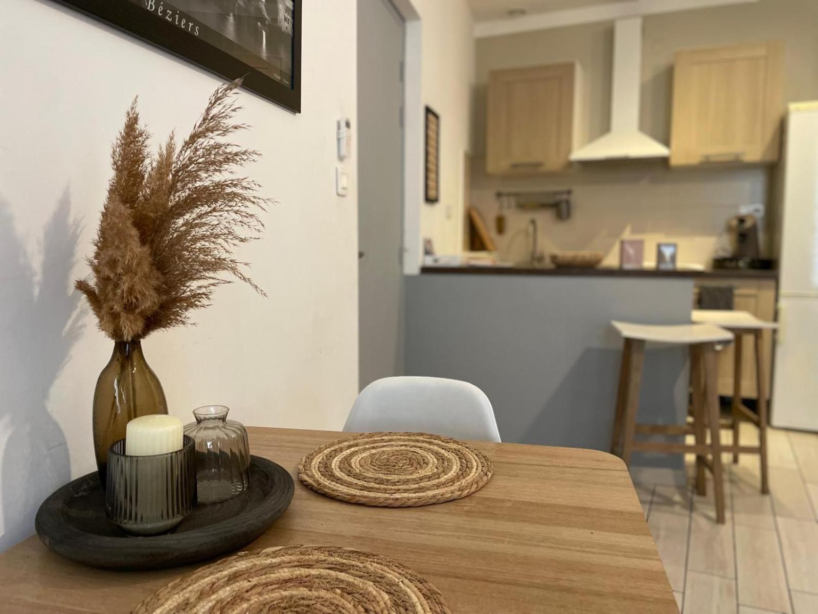 Joli Appartement Hypercentre T2, Classe Meuble De Tourisme 3 Avec Parking Gratuit Μπεζιέ Εξωτερικό φωτογραφία