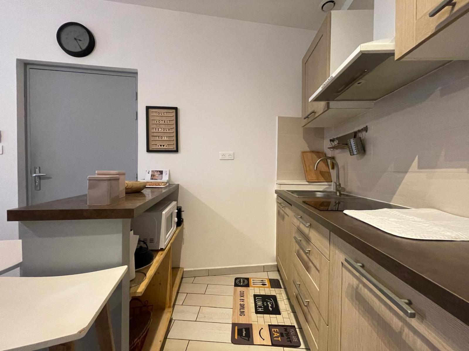 Joli Appartement Hypercentre T2, Classe Meuble De Tourisme 3 Avec Parking Gratuit Μπεζιέ Εξωτερικό φωτογραφία