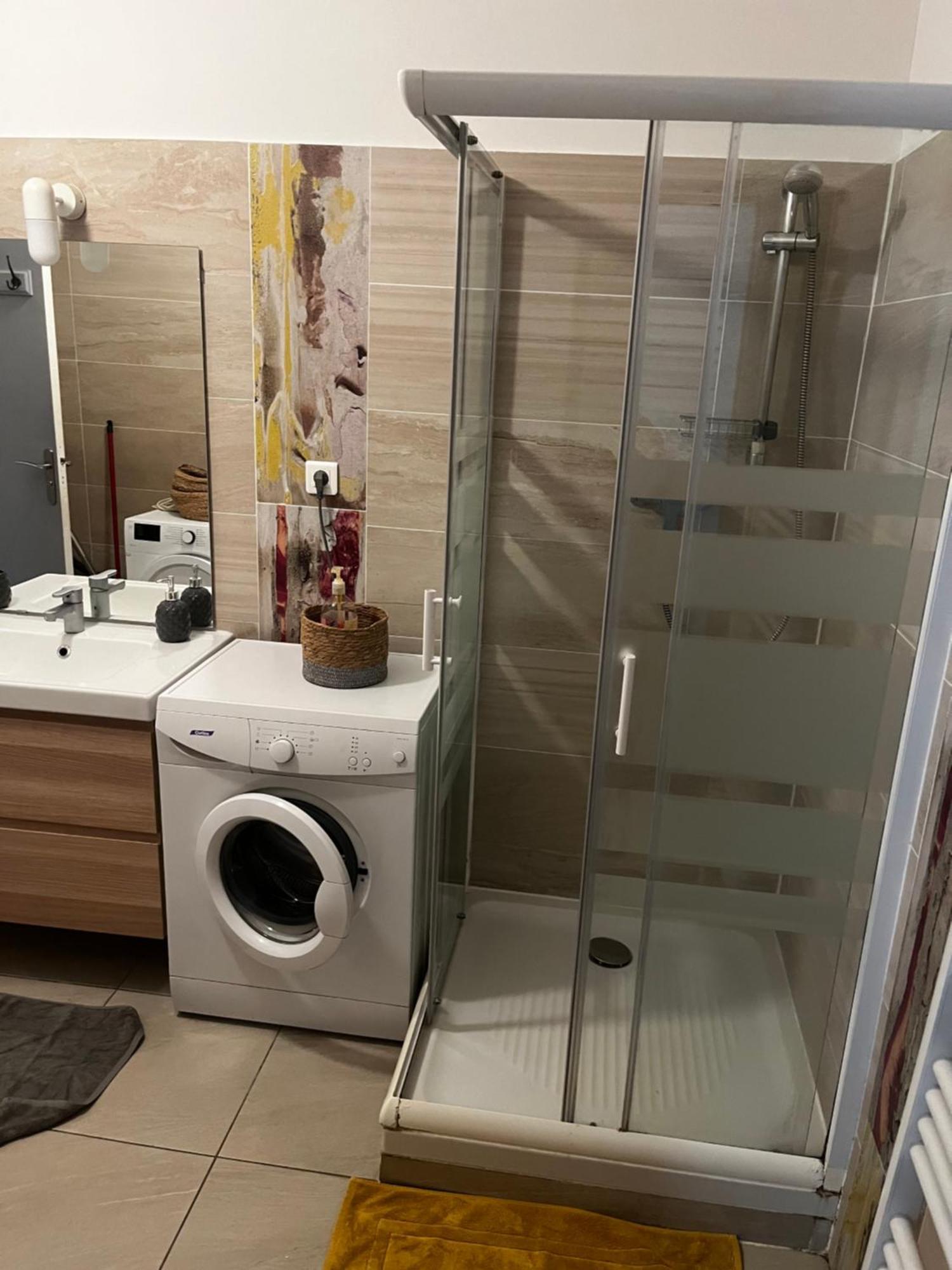 Joli Appartement Hypercentre T2, Classe Meuble De Tourisme 3 Avec Parking Gratuit Μπεζιέ Εξωτερικό φωτογραφία